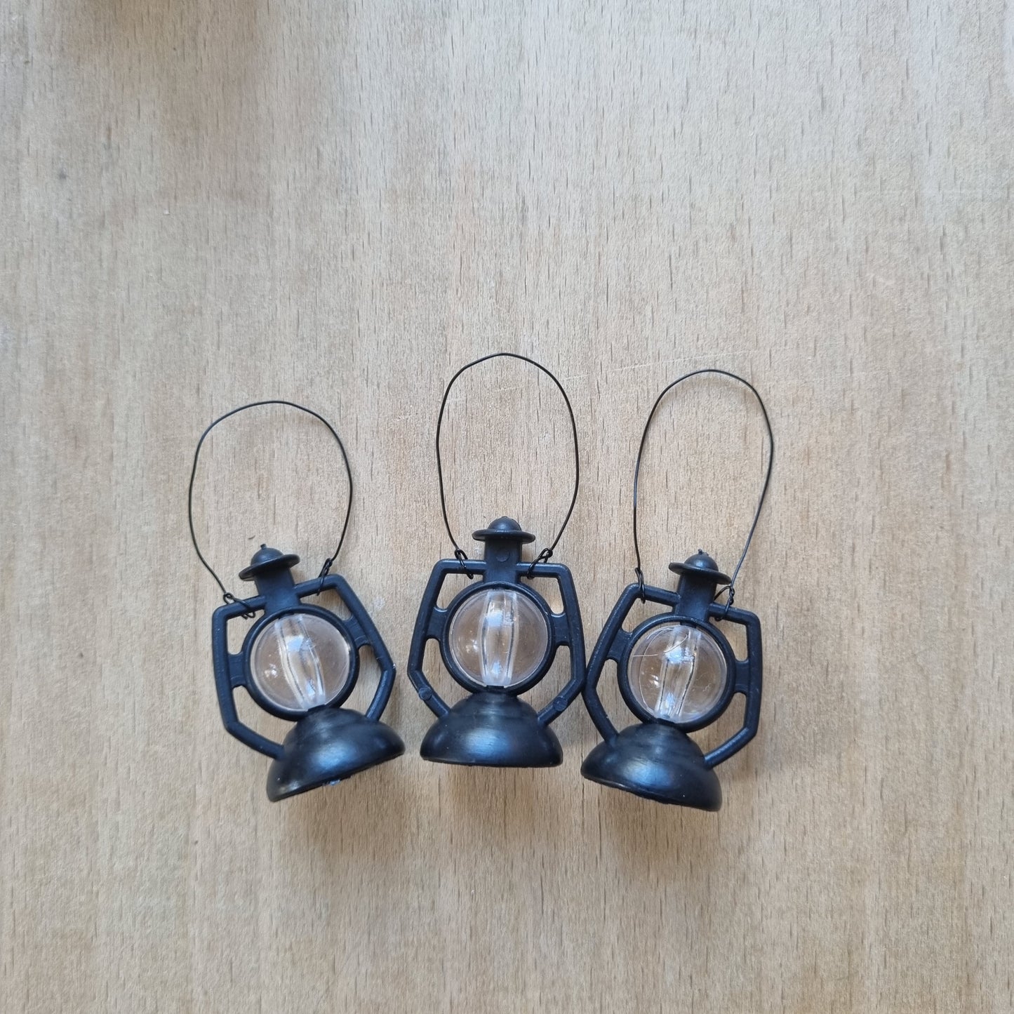 Miniature lantern