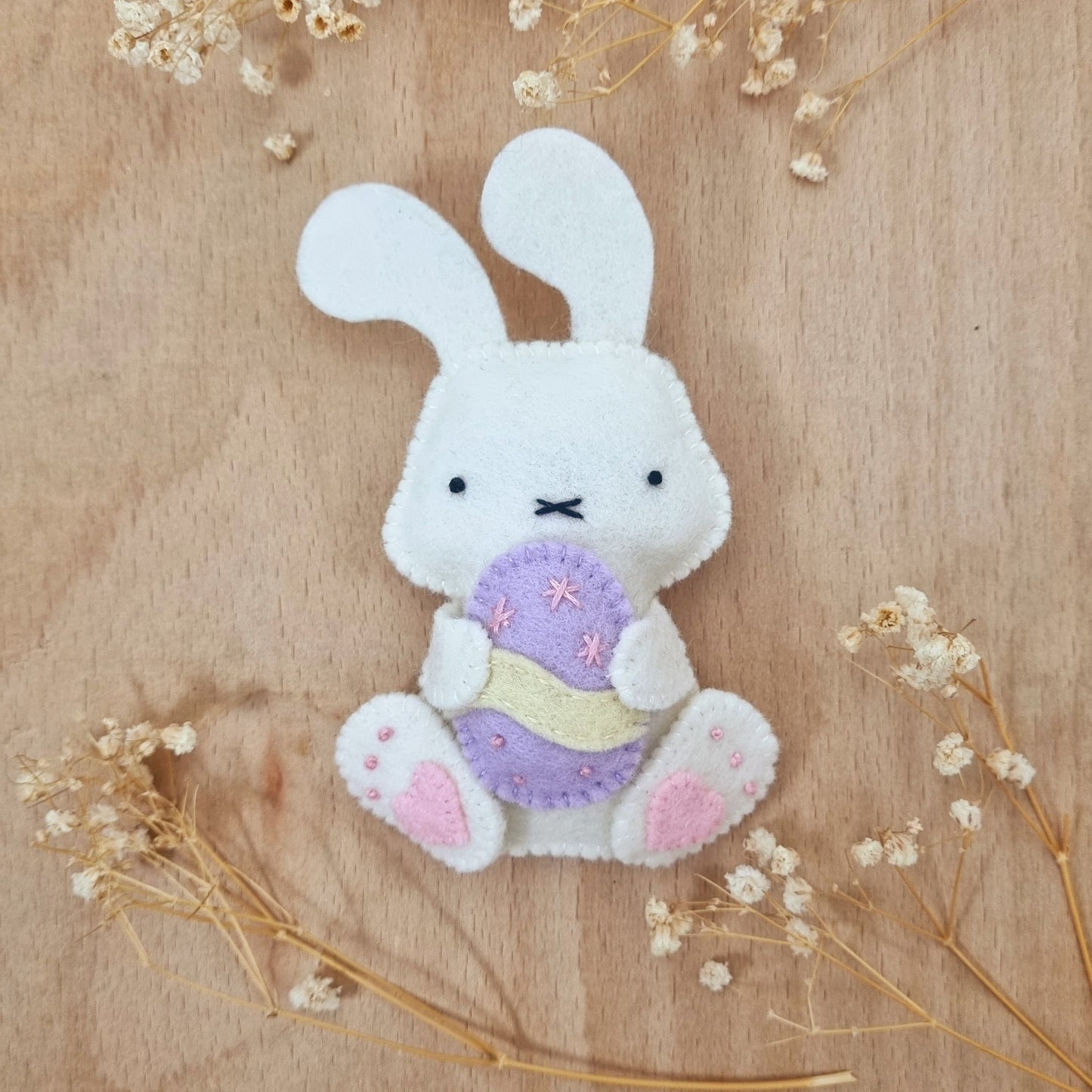 Bunny With Easter Egg Illustrated Tutorial and PDF Pattern + Commercial License