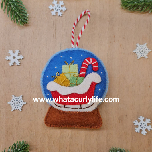 Advent Calendar 2025 - Day 11 - Sleigh Snow Globe