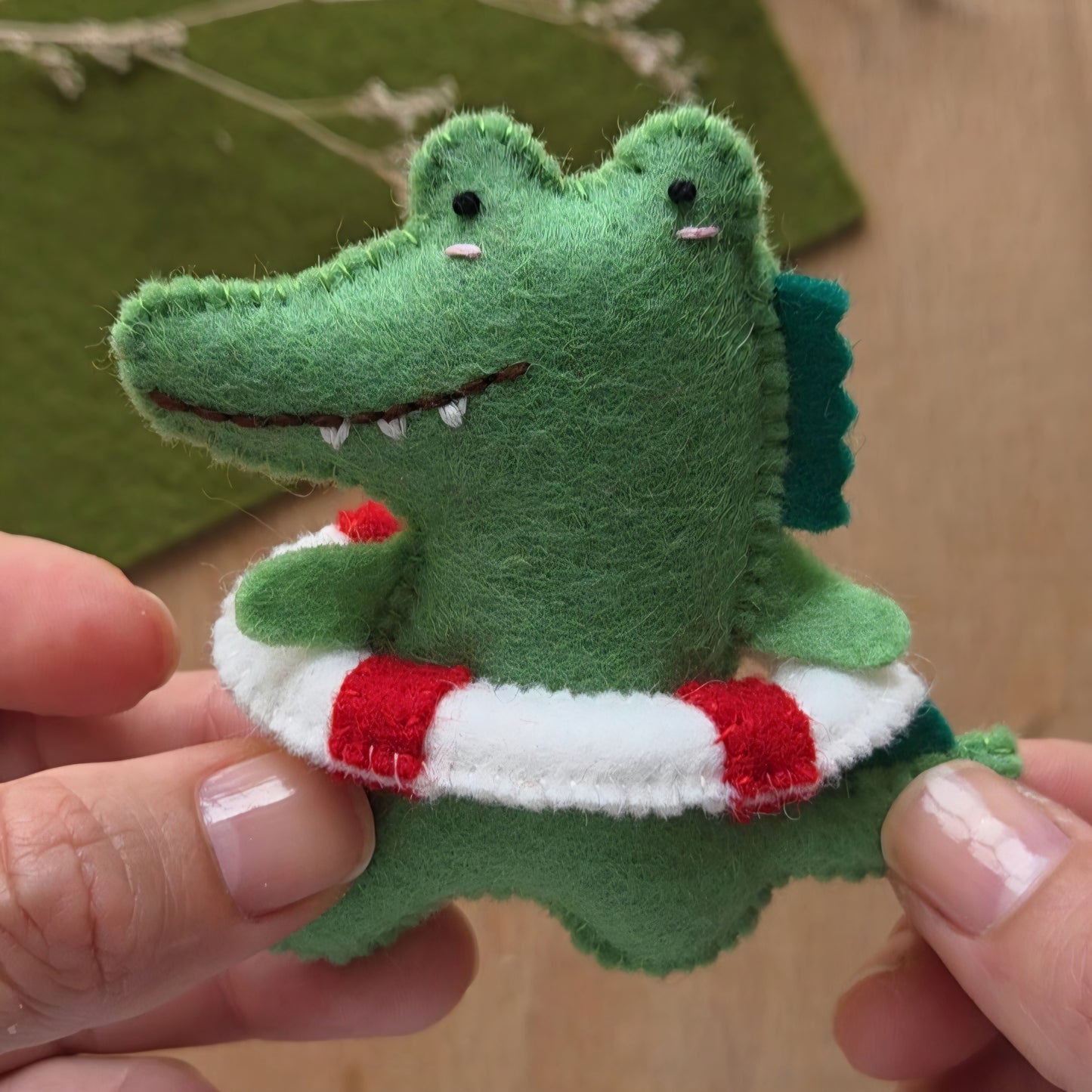 Summer Alligator Free PDF Pattern