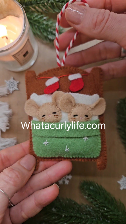 Advent Calendar 2025 - Day 4 - Sleeping mice